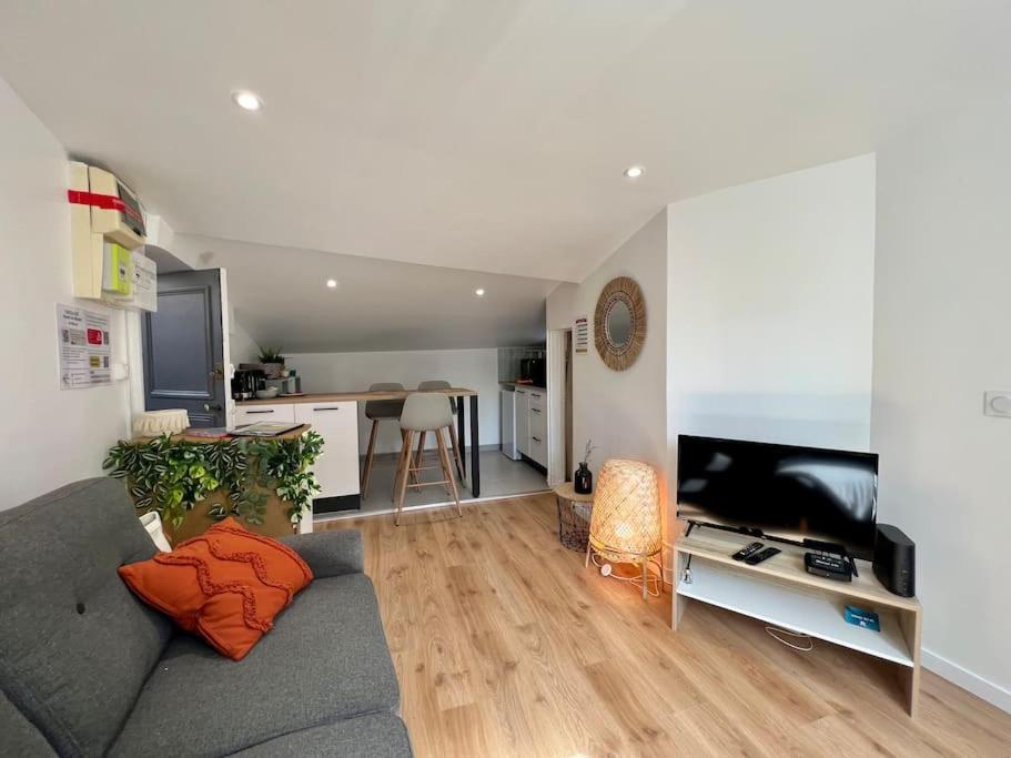 F2 *La Treille* Centre Historique Clermont Fd 3P Apartment Exterior foto